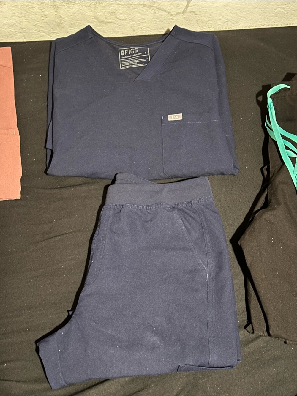 Figs Navy V-Neck Scrub Top and Jogger Pants